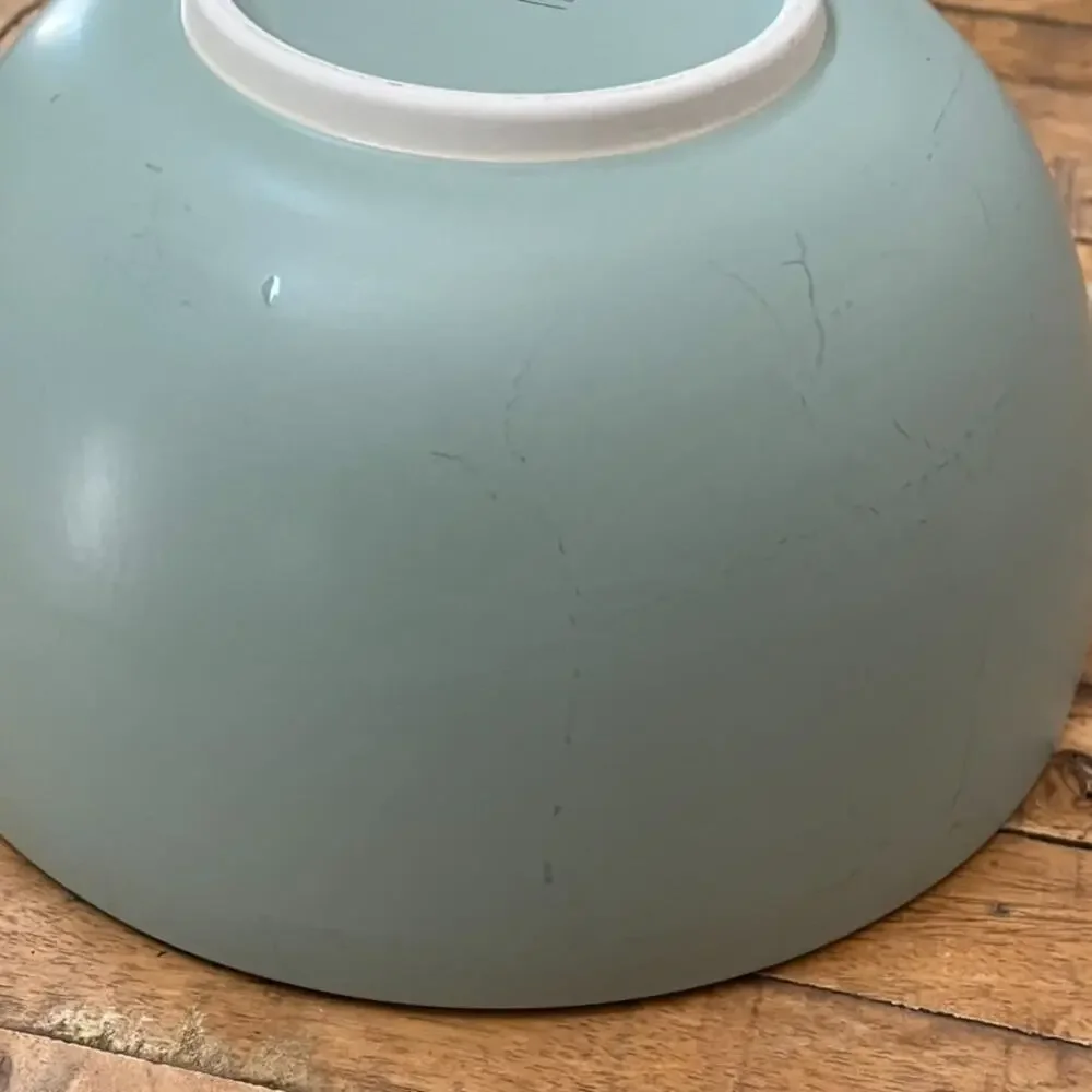 Crate & Barrel 10.5